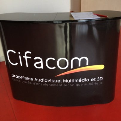 Das Foto wurde bei Cifacom von Loïc C. am 8/28/2012 aufgenommen