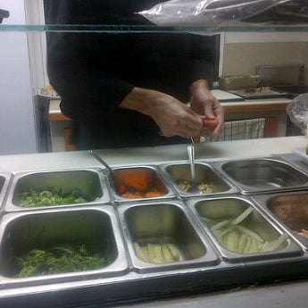 Das Foto wurde bei Sushi-Go von Mariale W. am 2/16/2012 aufgenommen