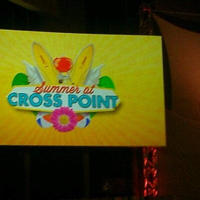 Снимок сделан в Cross Point Church пользователем Robyn R. 7/1/2012