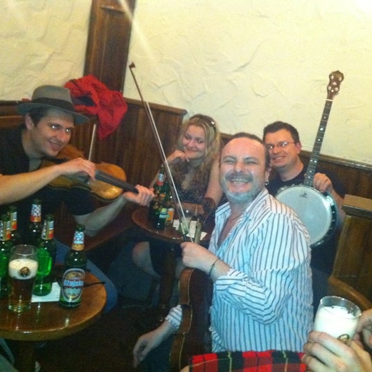 Foto scattata a Sheridan&#39;s Irish Pub da Domagoj L. il 5/5/2012