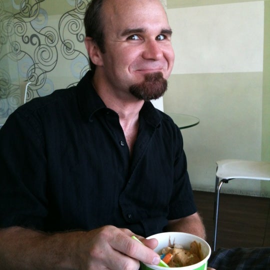 Photo taken at Chill Frozen Yogurt Crepes &amp; Coffee by Diana C. on 4/29/2012