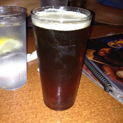 Photo taken at Oggi’s Pizza &amp; Brewhouse Point Loma by Kari S. on 8/16/2012