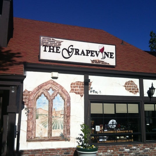 Photo taken at The Grapevine by Simon T. on 5/18/2012