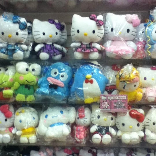 Sanrio store featuring Hello Kitty ready to close in Arden Fair