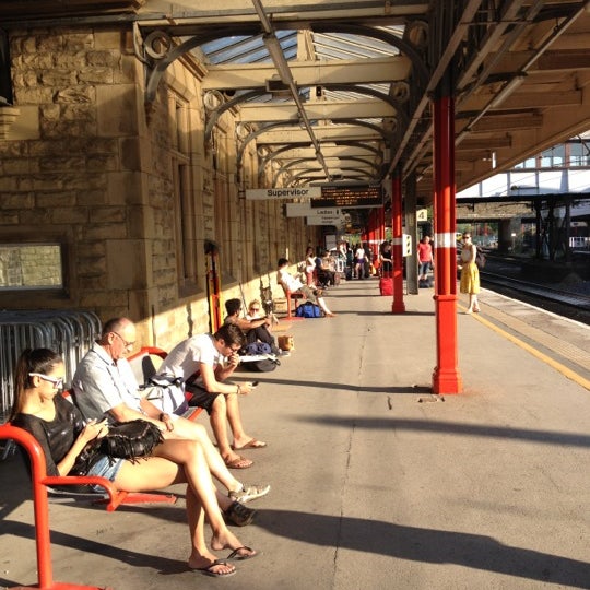 Lancaster Railway Station (LAN) Station Rd