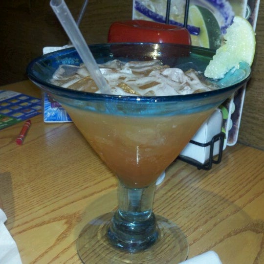 Photo taken at Chili&#39;s Grill &amp; Bar by Luz C. on 7/21/2012