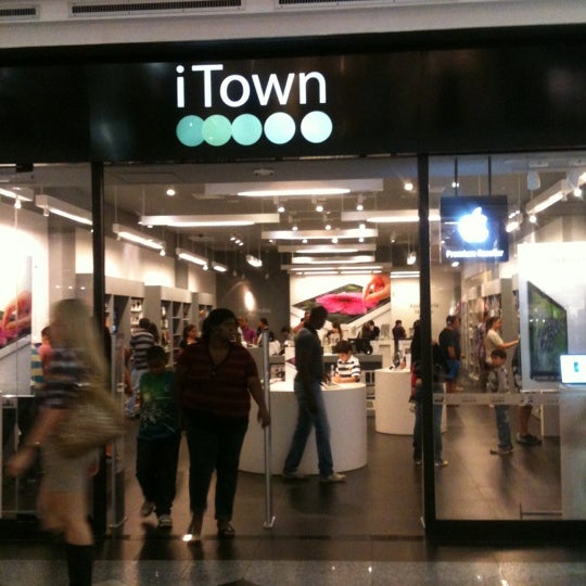 Photo taken at iTown by Marco Antonio M. on 8/11/2012