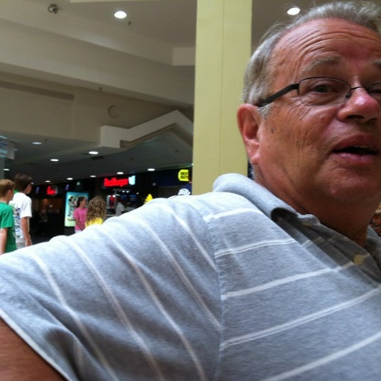 8/13/2012에 Leannah G.님이 Lakeland Square Mall에서 찍은 사진
