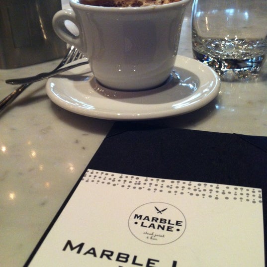 4/4/2012에 Jim C.님이 Marble Lane at Dream Downtown에서 찍은 사진