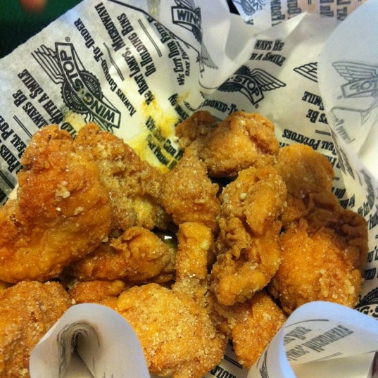 Wingstop (Now Closed) Central Hollywood 22 tips