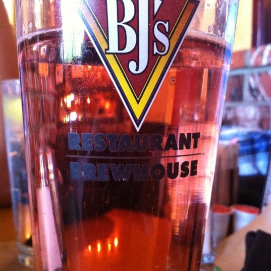 Das Foto wurde bei BJ&#39;s Restaurant &amp; Brewhouse von Eric A. am 7/8/2012 aufgenommen