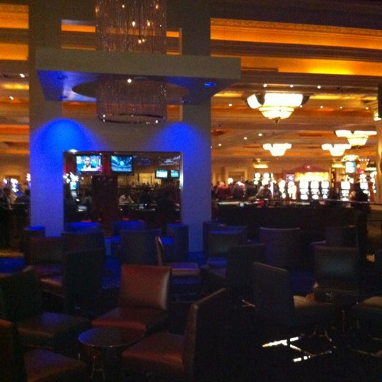 4/5/2012にVictoria H.がEyeCandy Sound Lounge &amp; Barで撮った写真