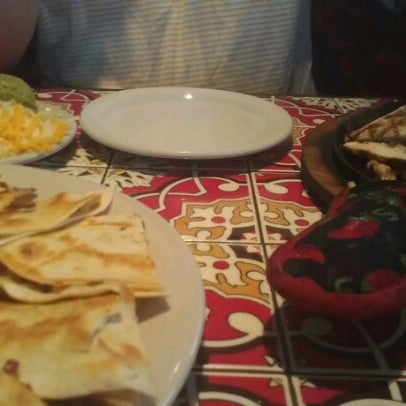 Photo taken at Chili&#39;s Grill &amp; Bar by Crystal H. on 6/10/2012