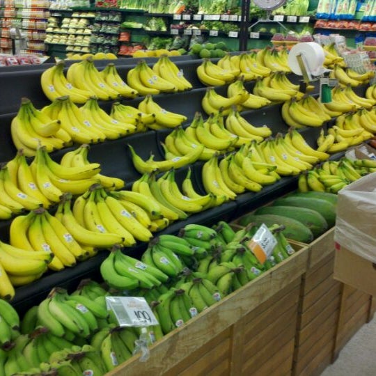 Photo taken at Hy-Vee by Mary Ann on 3/8/2012