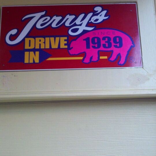 Photo taken at Jerry’s Drive In by Wendy B. on 12/16/2011