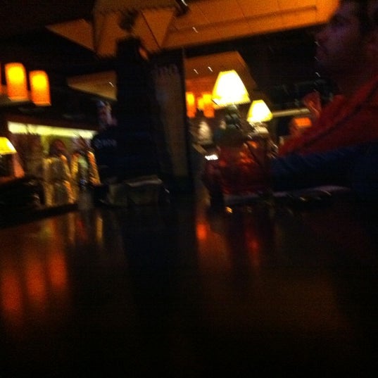 Photo taken at Houlihan&#39;s by Mike W. on 2/3/2012