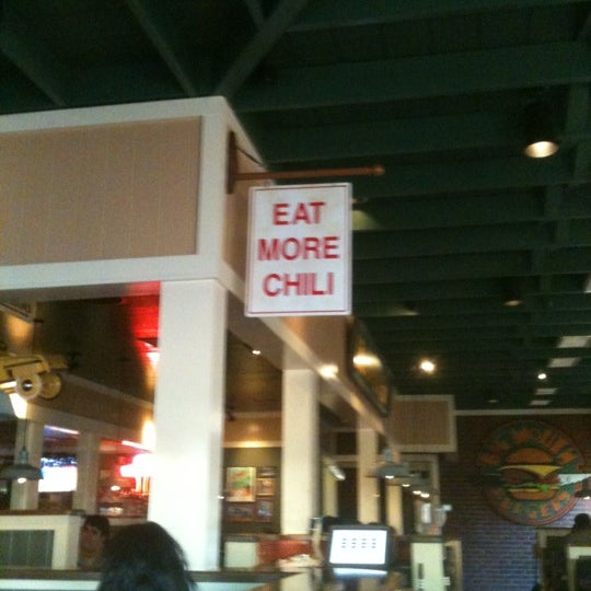 Photo taken at Chili&#39;s Grill &amp; Bar by Tyler B. on 6/18/2012