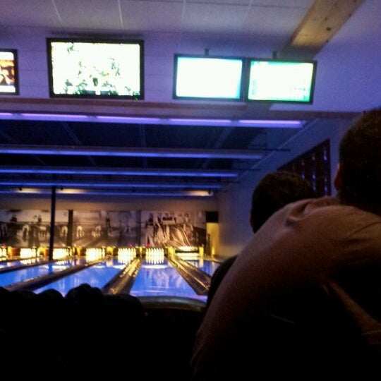 Photos at Pinstripes Event Space in Northbrook