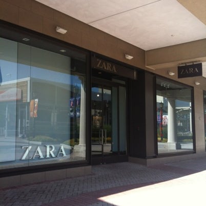 Zara - Clothing Store