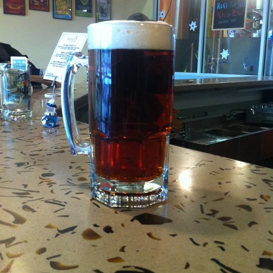 Foto tomada en Fort Collins Brewery &amp; Tavern  por Nick A. el 1/26/2012