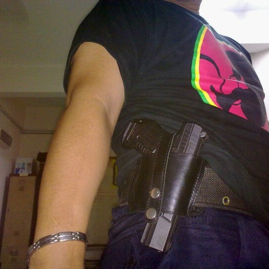 100 Discount Store Bdc Kuching International Airport Kch 93250 Kuching Sarawak