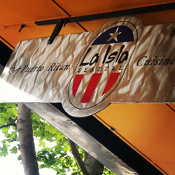 Photo taken at La Isla by T3 H. on 5/28/2012
