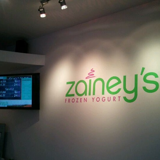 Photo taken at Zainey&#39;s Frozen Yogurt by Allen D. E. on 2/13/2012