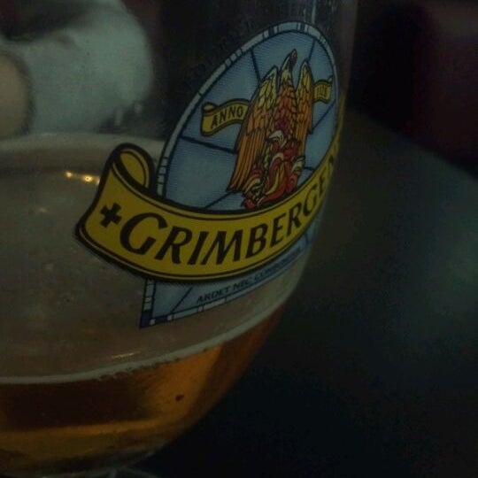 Le Chat Perche Hotel De Ville Paris Ile De France