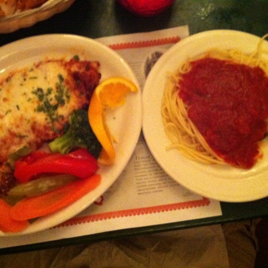 Foto tirada no(a) Mona Lisa Italian Restaurant por Kirk em 7/27/2012