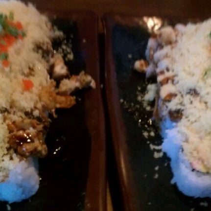 3/21/2012에 Miriam W.님이 Sushi Delight에서 찍은 사진