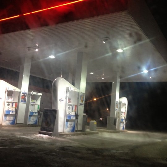 Irving Oil Fuel Station