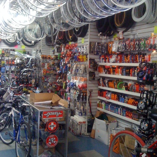 Foto di Irv s Bike Shop Pilsen 1725 S Racine Ave