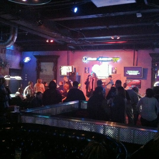 Photo taken at Hyena&#39;s Comedy Nightclub by  ℋumorous on 2/6/2011