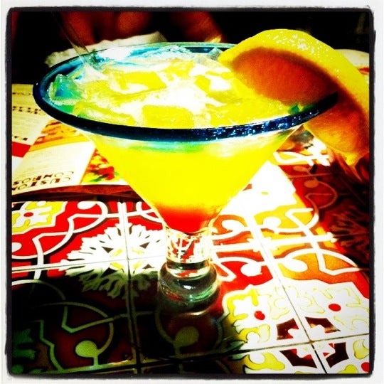 Photo taken at Chili&#39;s Grill &amp; Bar by Leah P. on 6/4/2011