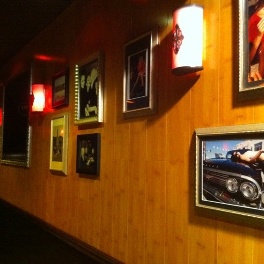 1/27/2012にMina L.がCircle Barで撮った写真