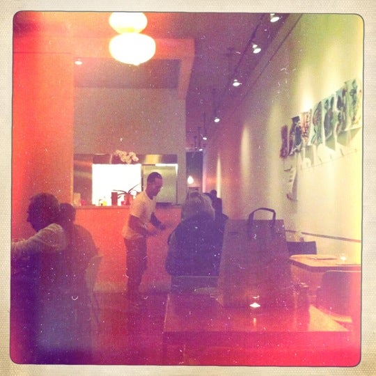 2/18/2011にTodd S.がBloom Cafeで撮った写真