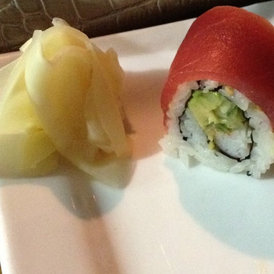 Photo taken at Souzai Sushi and Sake by Crystal F. on 5/26/2012