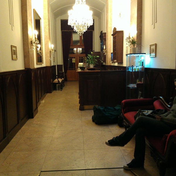 10/29/2011にDan K.がKing Charles Boutique Hotel Pragueで撮った写真