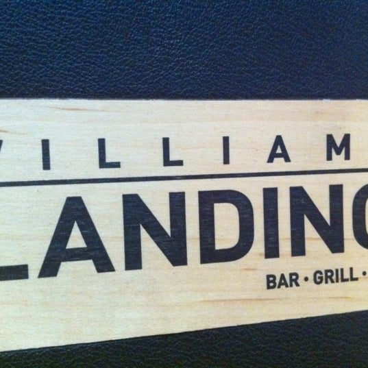 รูปภาพถ่ายที่ Williams Landing โดย Avi เมื่อ 12/15/2011