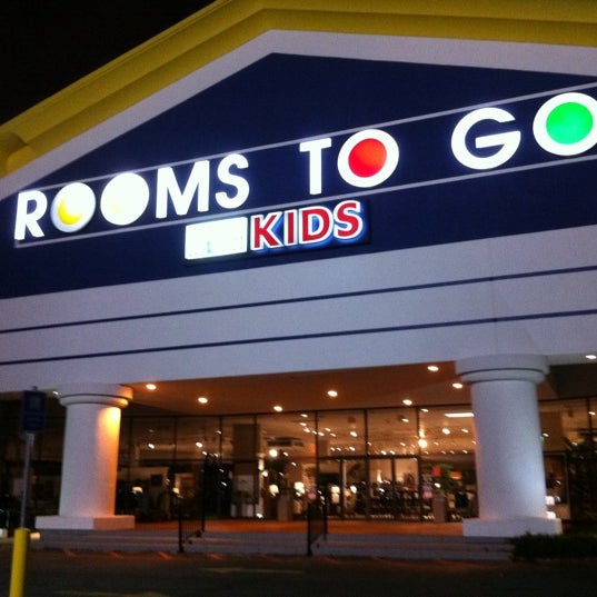 Rooms To Go Furniture Store 5800 Veterans Memorial Blvd