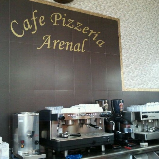 Cafetería Pizzería Arenal Café