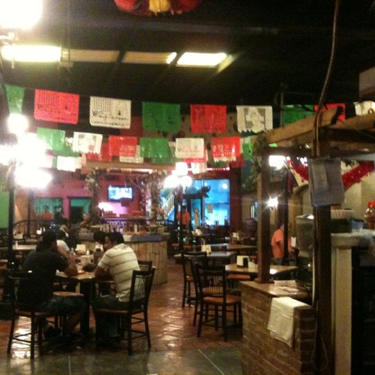 9/8/2012 tarihinde Gil M.ziyaretçi tarafından Restaurante Hacienda Campanario'de çekilen fotoğraf