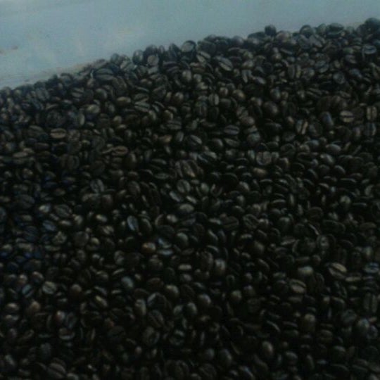4/17/2012にLaura H.がBiltmore Coffee Tradersで撮った写真