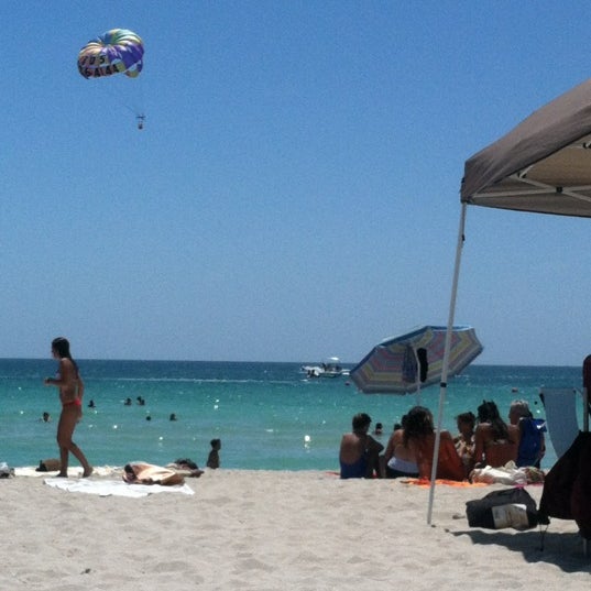 8/17/2012にMelissa M.がSouth Beach Parasailで撮った写真