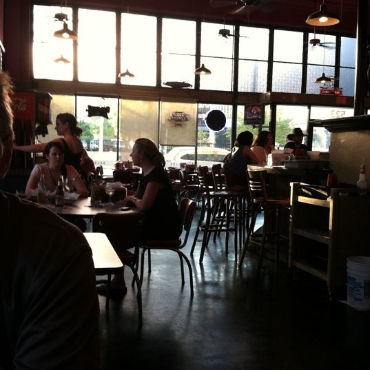 EJ's Eats & Drinks Diner in Downtown Little Rock