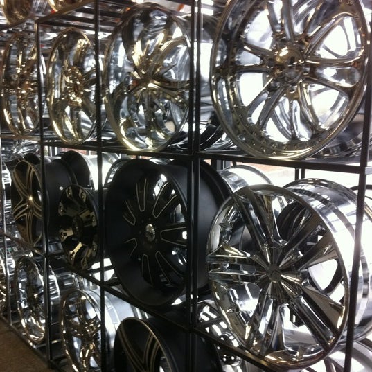 Total Appearance Automotive Repair Shop in Lawrenceville