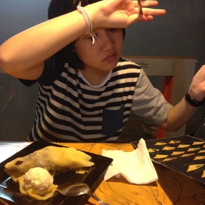 9/10/2012 tarihinde Mameaw K.ziyaretçi tarafından D.O.D Cafe (甜の部)'de çekilen fotoğraf