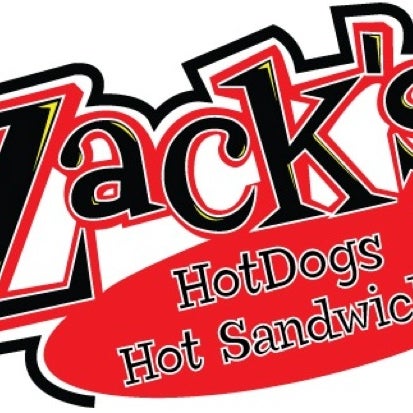 Foto scattata a Zack&#39;s Hotdogs &amp; Hot Sandwiches da Gus M. il 7/7/2011
