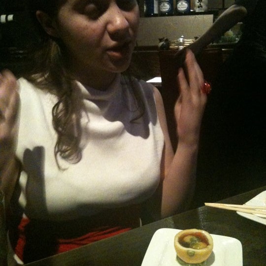 4/24/2011에 Susan S.님이 KU Sushi &amp; Japanese Cuisine에서 찍은 사진