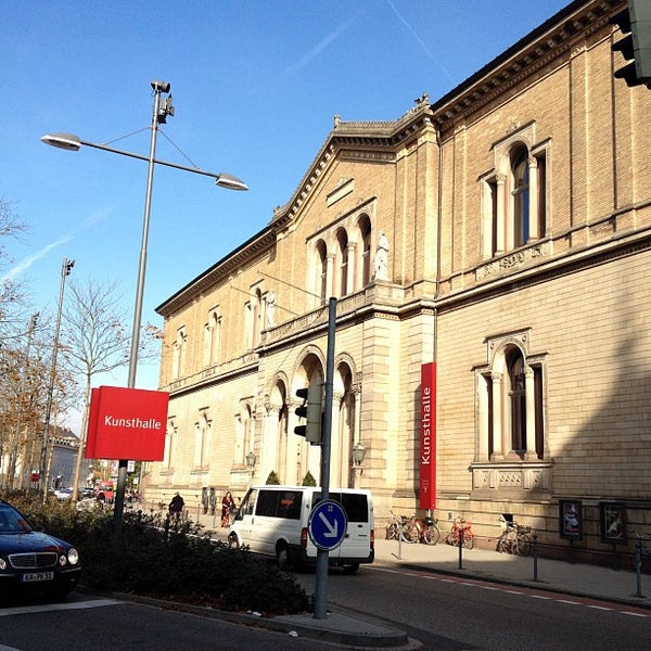 Снимок сделан в Staatliche Kunsthalle Karlsruhe пользователем Jürgen W. 10/28/2011